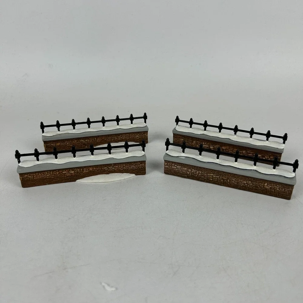 Dept 56 Heritage Village Collection Church Fence Extensions‎ #5807-6 Set of 4